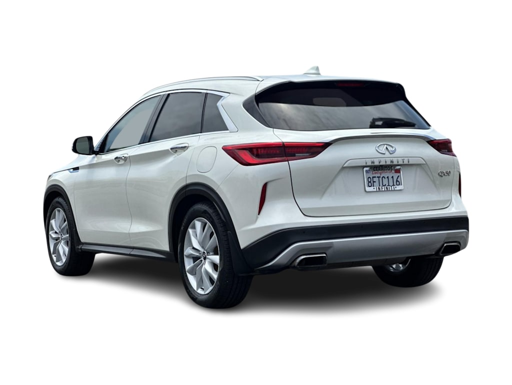Thumbnail: 2019 INFINITI QX50 - 4