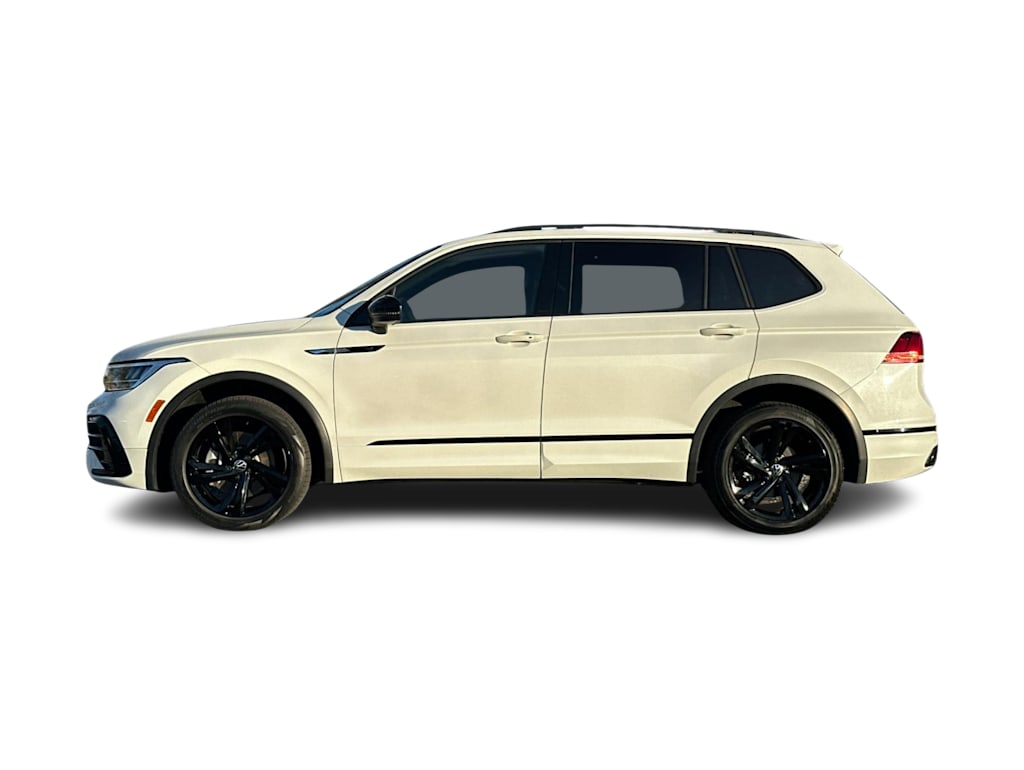 Thumbnail: 2023 Volkswagen Tiguan - 3