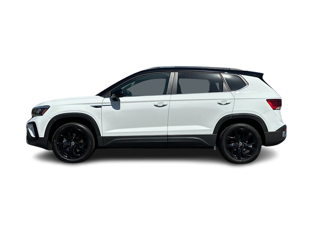 Thumbnail: 2023 Volkswagen Taos - 3