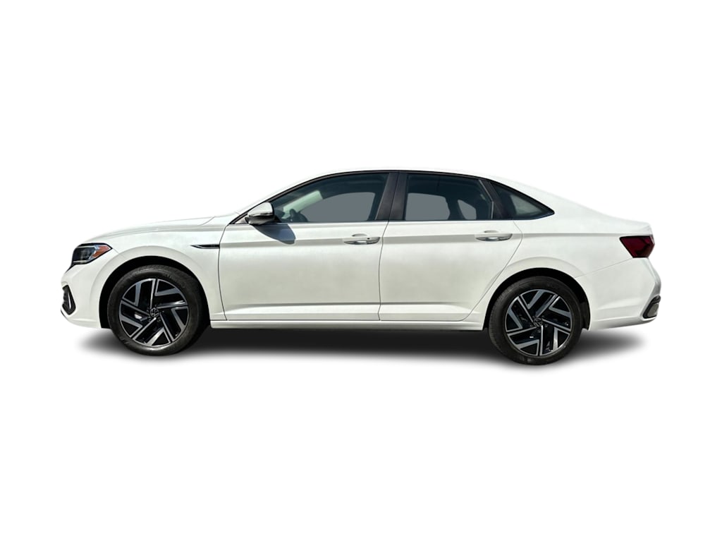 Thumbnail: 2024 Volkswagen Jetta - 3