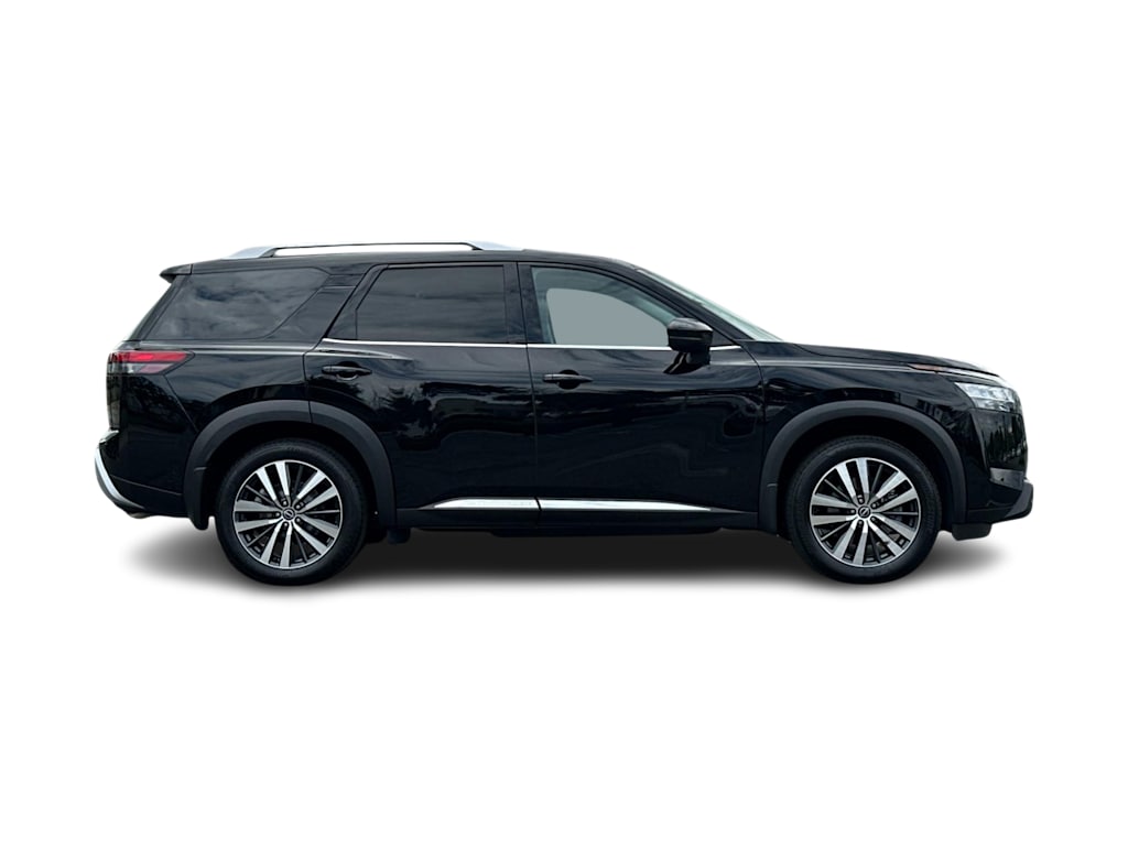 Thumbnail: 2022 Nissan Pathfinder - 18