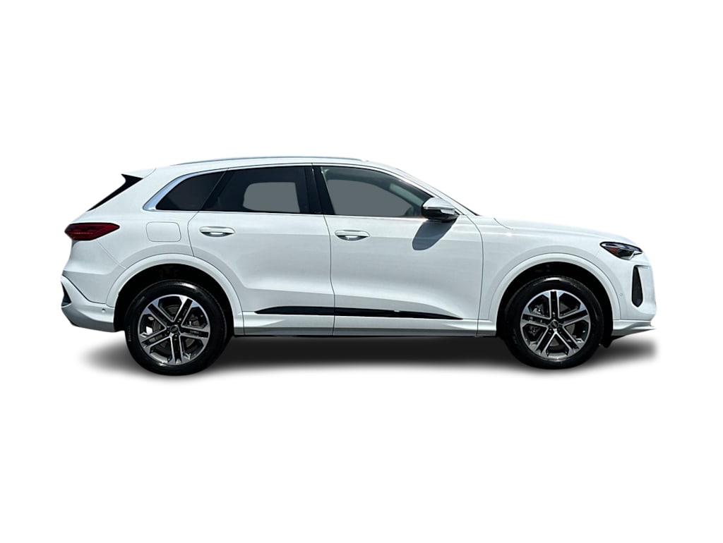 Thumbnail: 2025 Audi Q5 - 19
