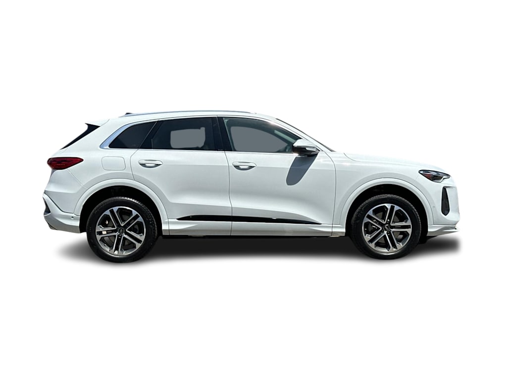 Thumbnail: 2025 Audi Q5 - 18