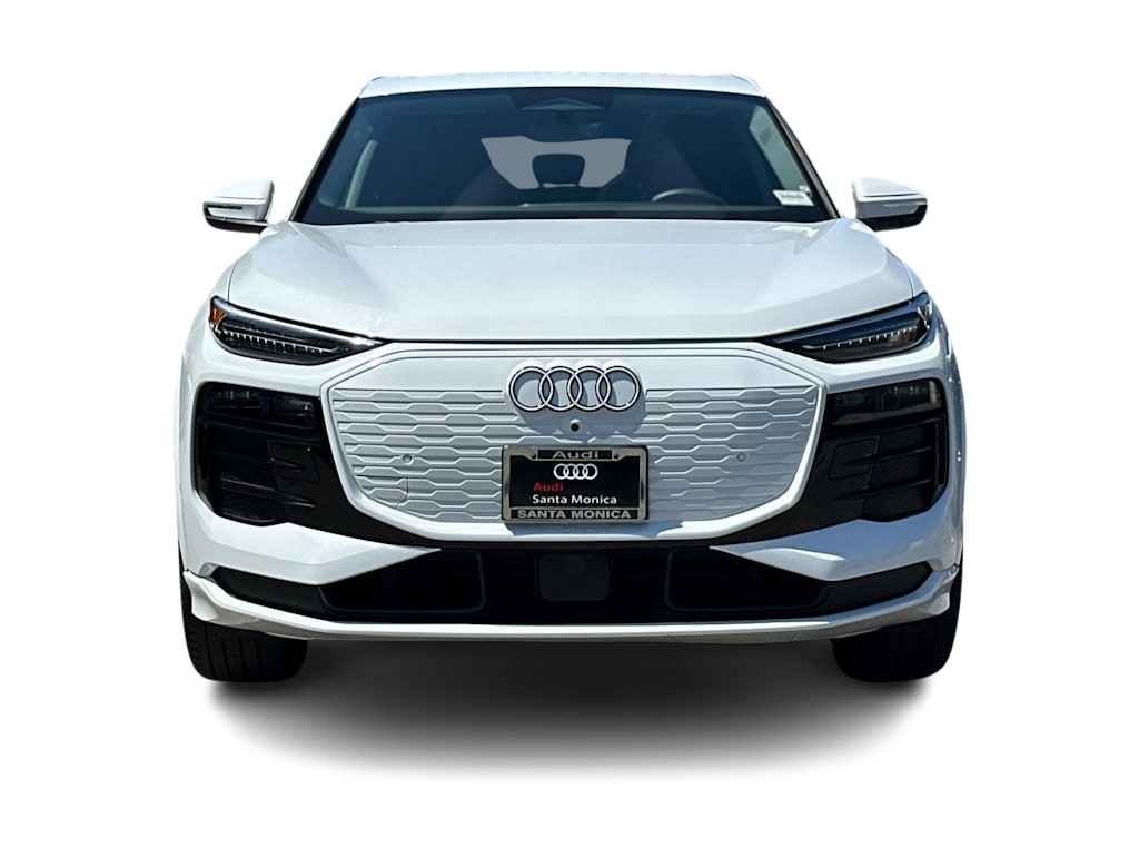 Thumbnail: 2025 Audi Q6 e-tron - 5