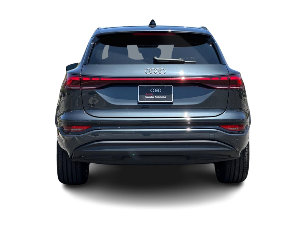 Thumbnail: 2025 Audi Q6 e-tron - 5
