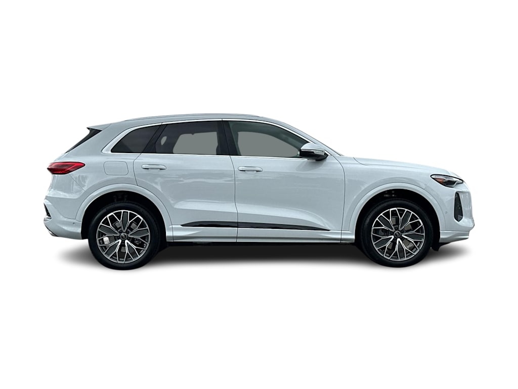 Thumbnail: 2025 Audi Q5 - 18