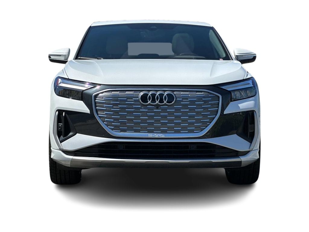 Thumbnail: 2023 Audi Q4 e-tron - 6