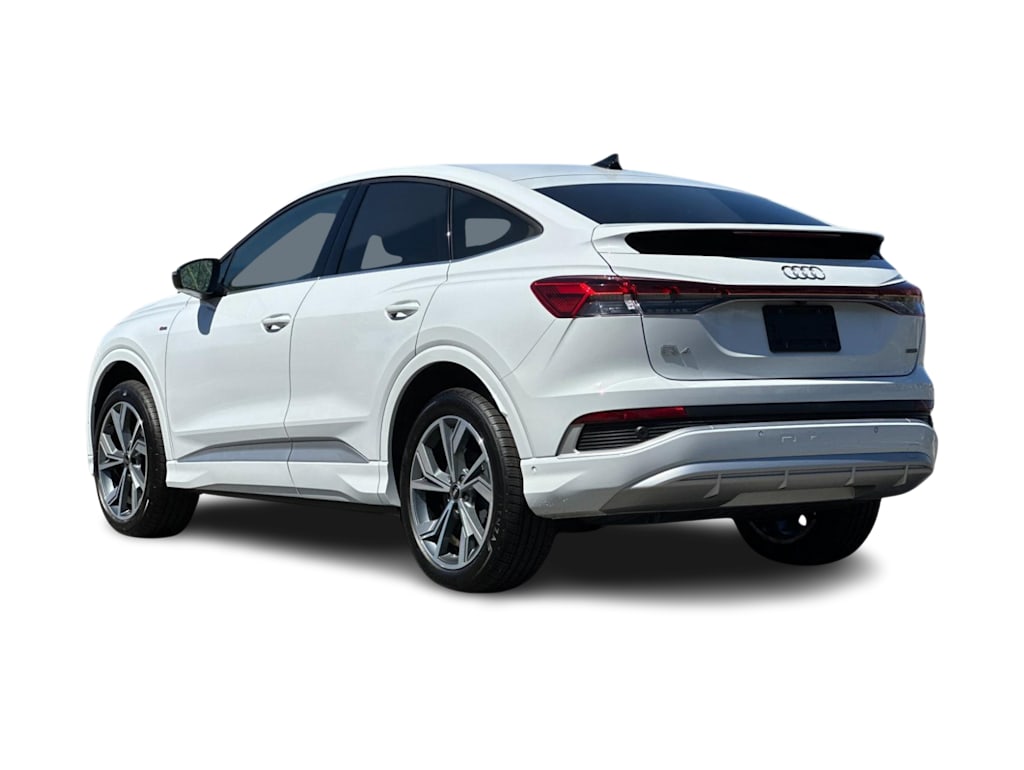 Thumbnail: 2023 Audi Q4 e-tron - 4