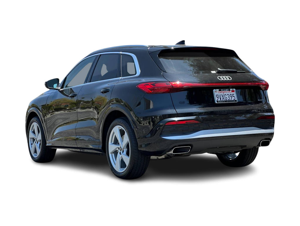 Thumbnail: 2025 Audi Q5 - 4