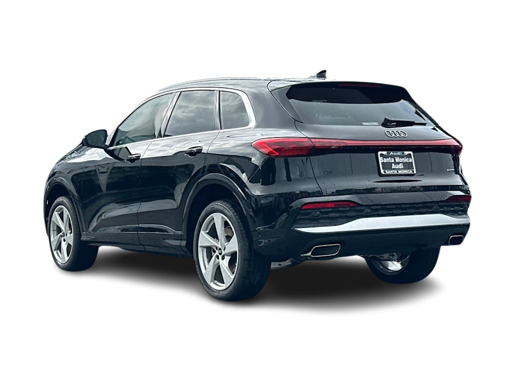 Thumbnail: 2025 Audi Q5 - 4