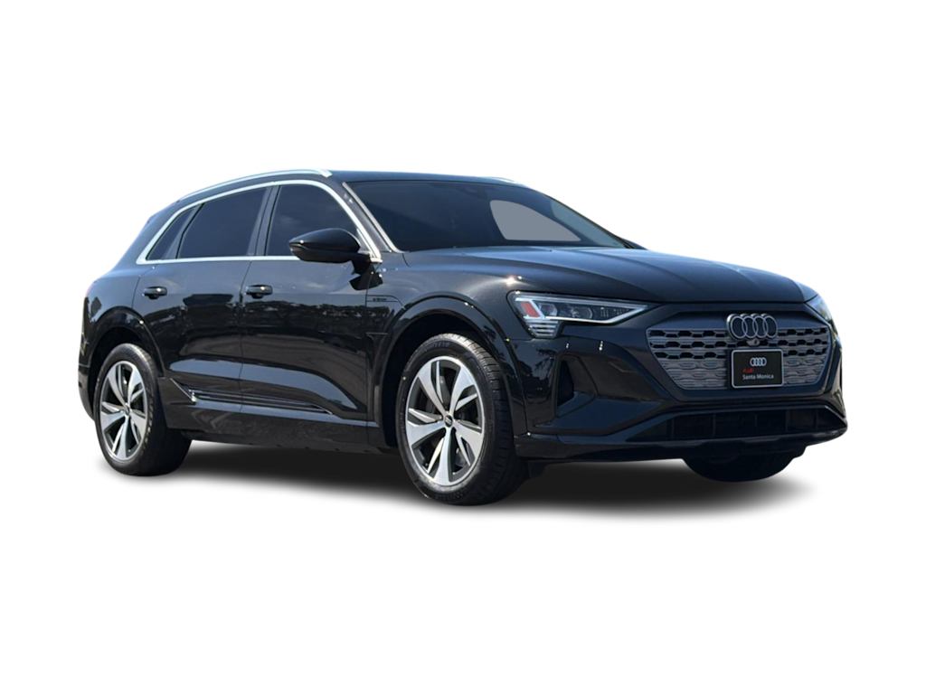 Thumbnail: 2024 Audi Q8 e-tron - 14