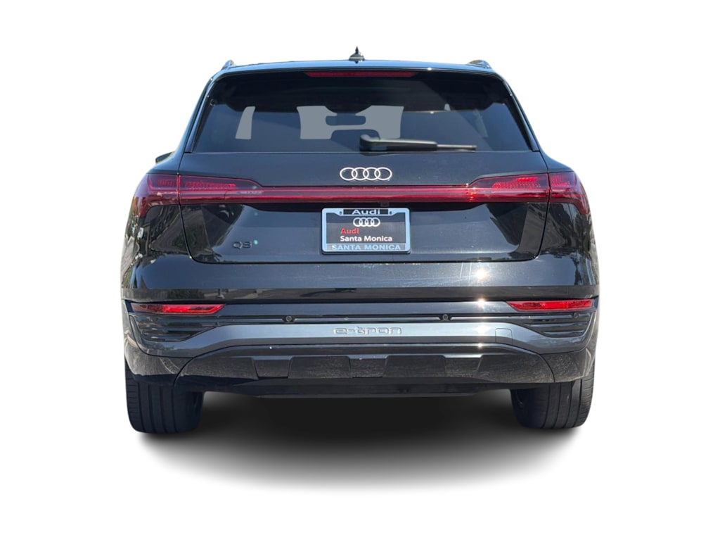 Thumbnail: 2024 Audi Q8 e-tron - 4