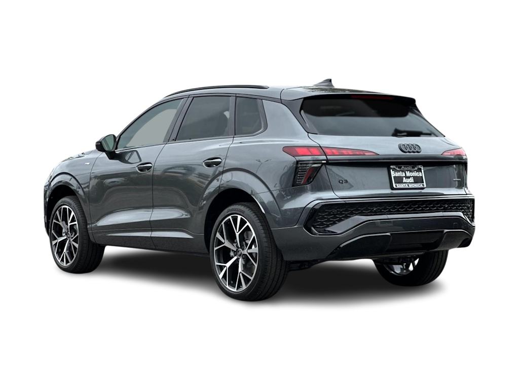 Thumbnail: 2026 Audi Q3 - 4