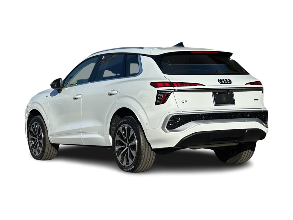 Thumbnail: 2026 Audi Q3 - 4
