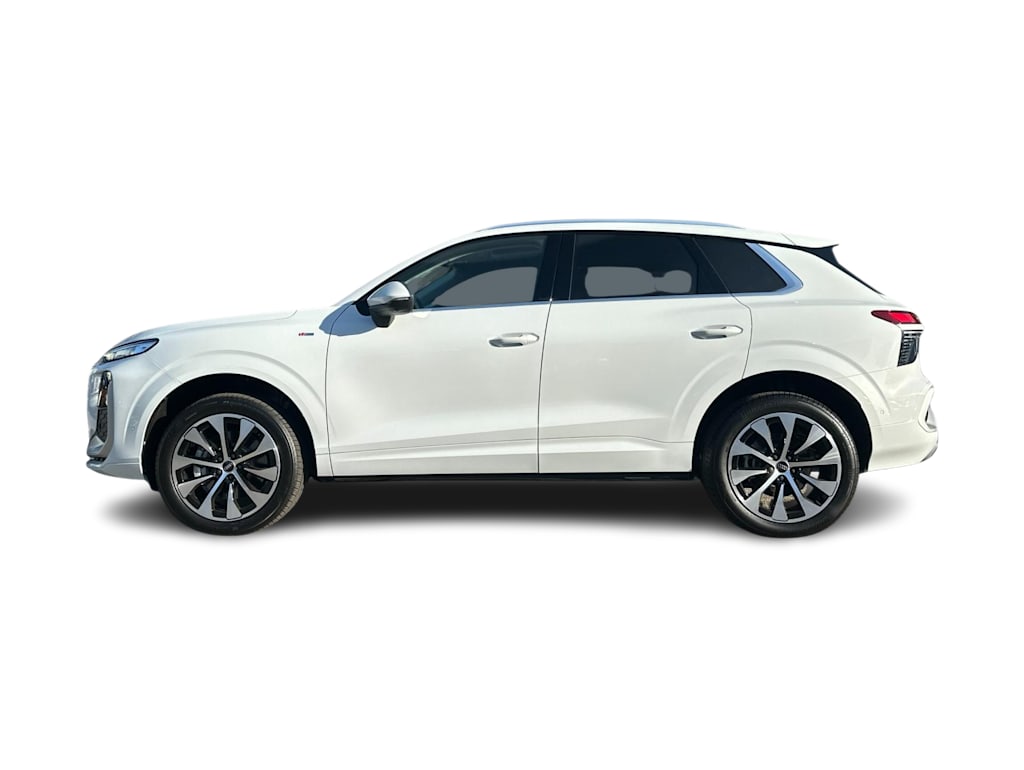 Thumbnail: 2026 Audi Q3 - 3