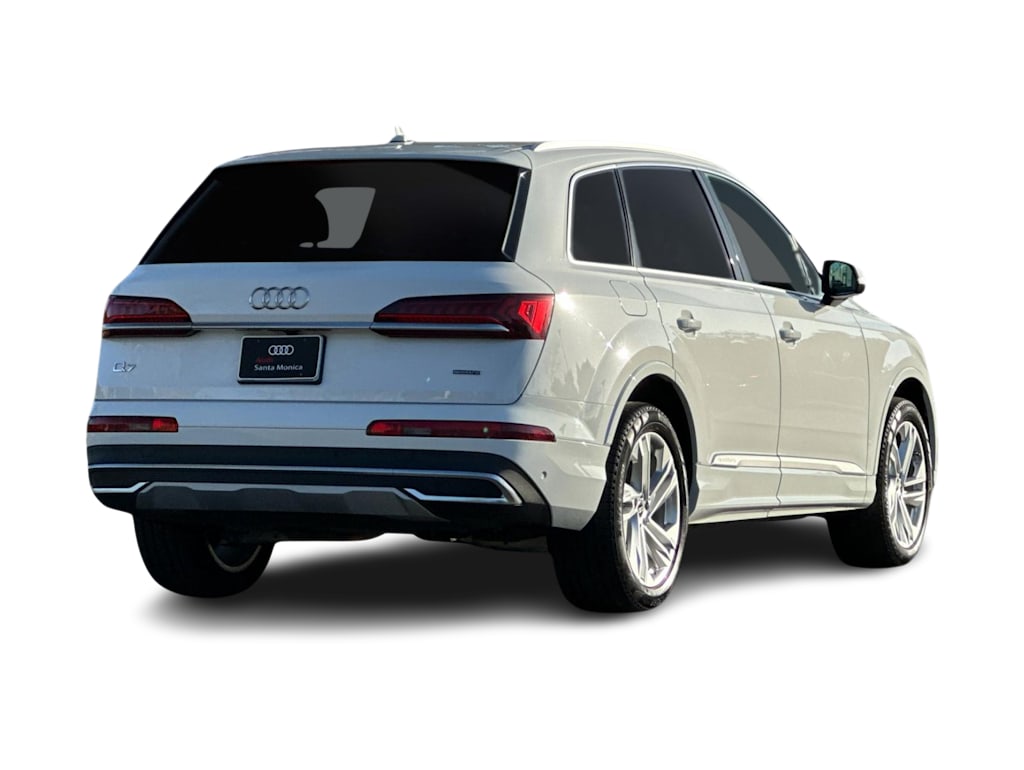 Thumbnail: 2023 Audi Q7 - 16