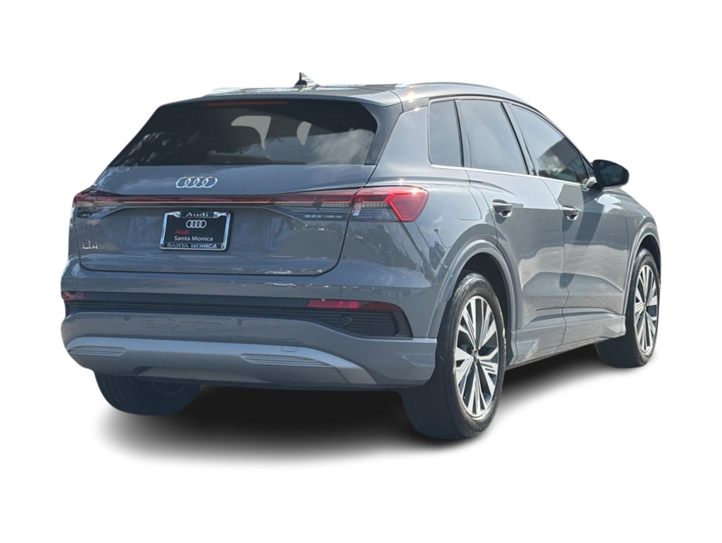 Thumbnail: 2023 Audi Q4 e-tron - 16