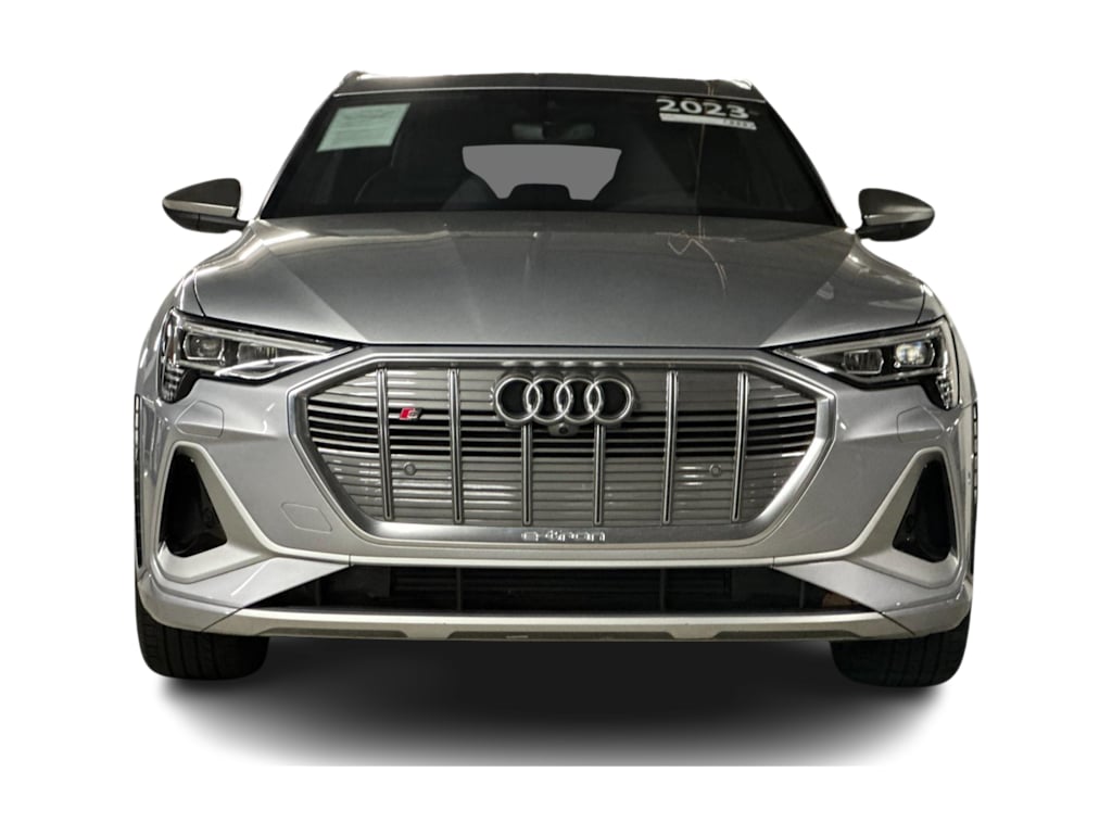 Thumbnail: 2023 Audi e-tron - 6