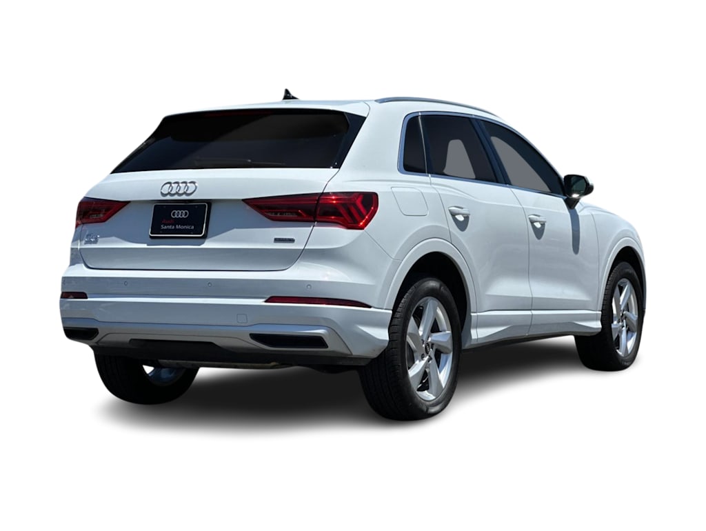 Thumbnail: 2022 Audi Q3 - 17