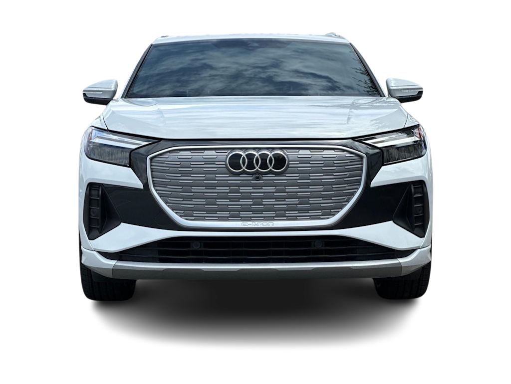Thumbnail: 2023 Audi Q4 e-tron - 6