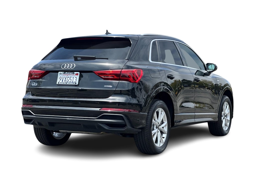 Thumbnail: 2025 Audi Q3 - 17