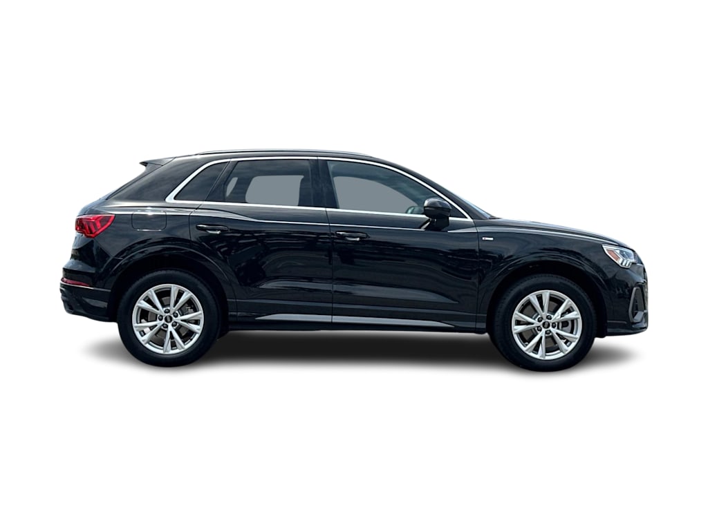 Thumbnail: 2025 Audi Q3 - 18