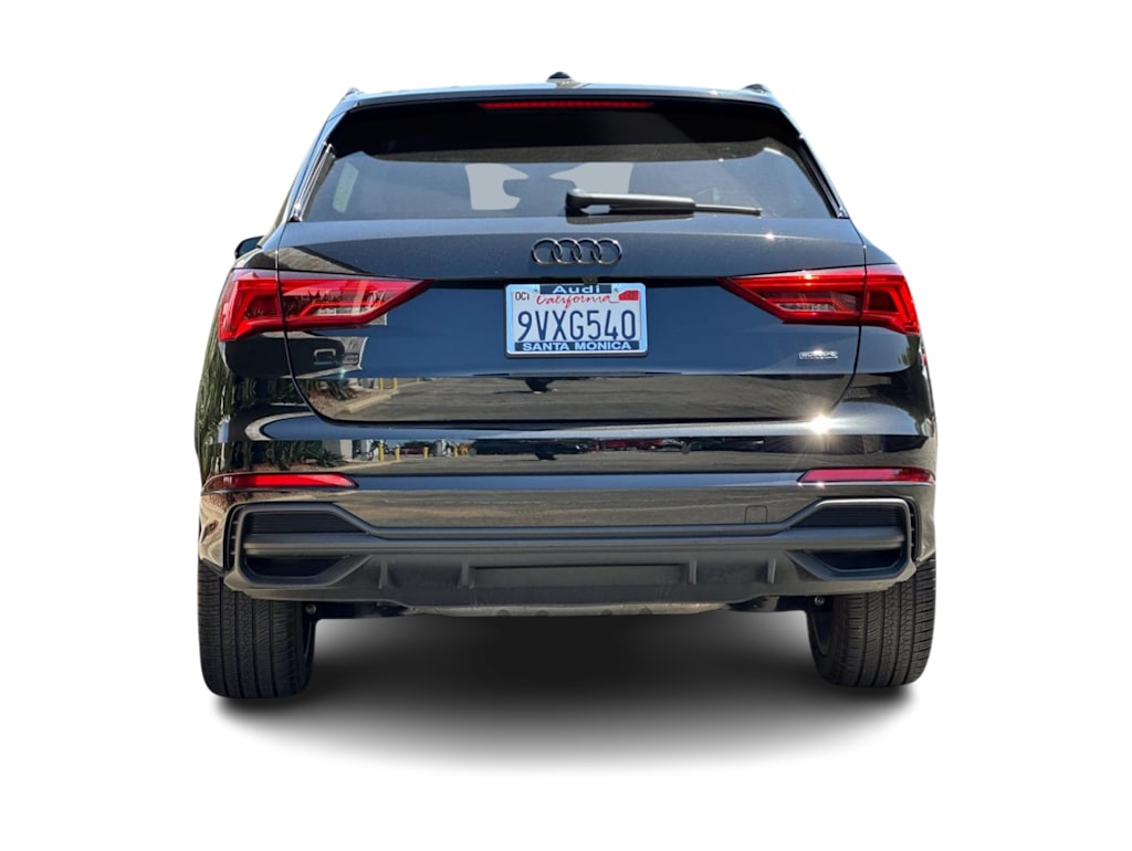 Thumbnail: 2025 Audi Q3 - 4