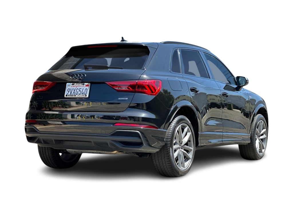 Thumbnail: 2025 Audi Q3 - 16