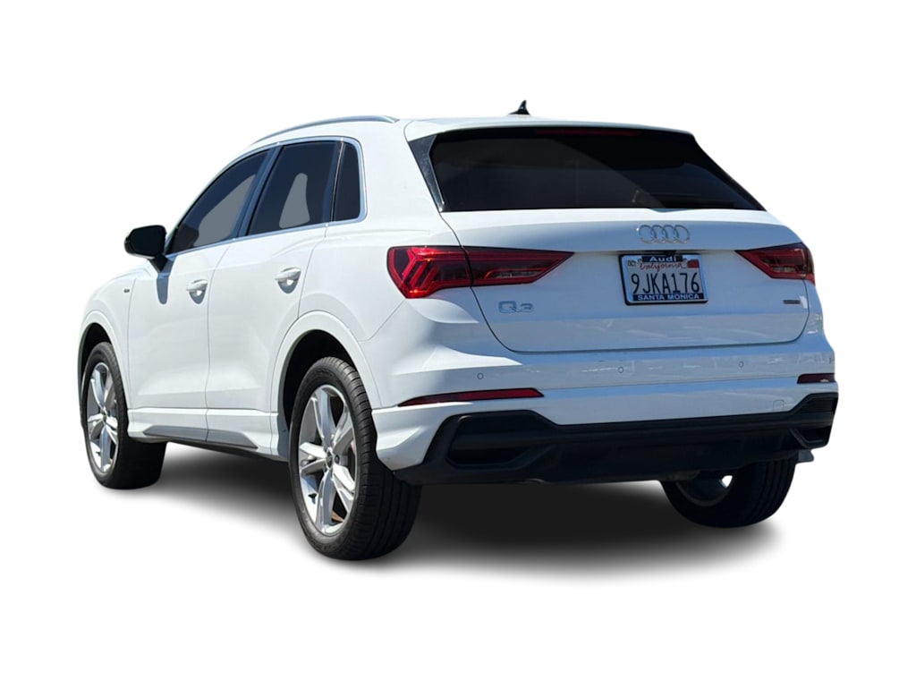 Thumbnail: 2024 Audi Q3 - 4