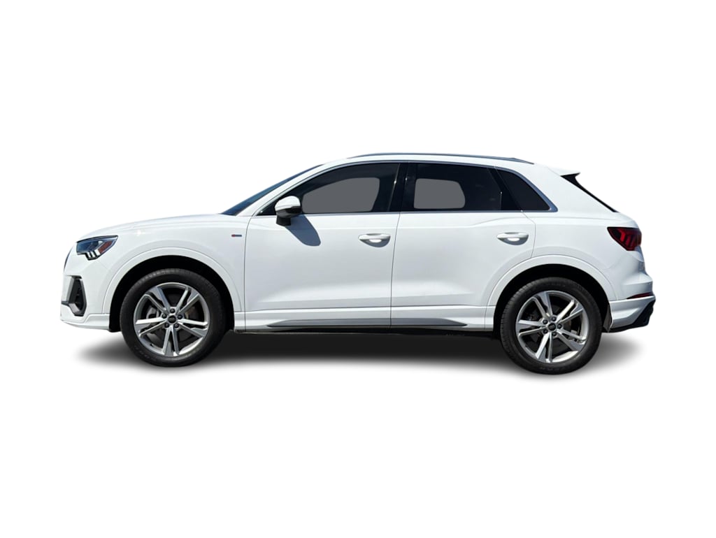 Thumbnail: 2024 Audi Q3 - 3