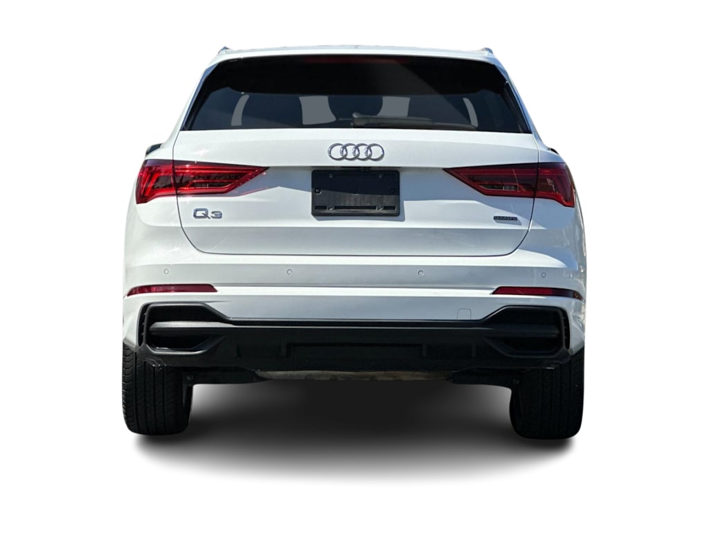 Thumbnail: 2023 Audi Q3 - 4