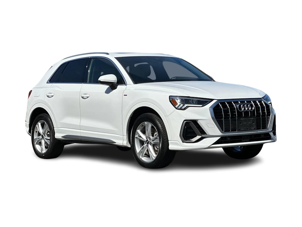 Thumbnail: 2023 Audi Q3 - 18