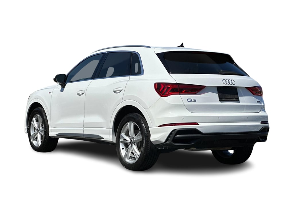 Thumbnail: 2023 Audi Q3 - 3