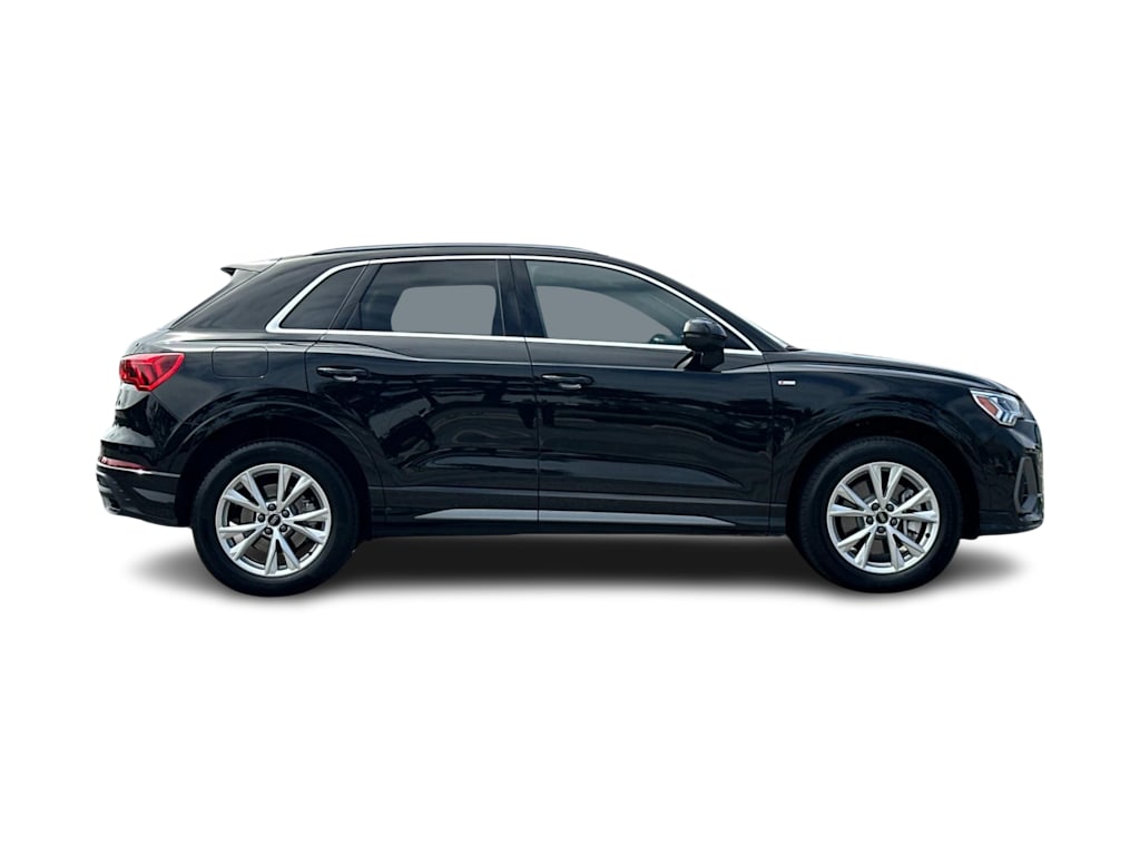 Thumbnail: 2025 Audi Q3 - 18