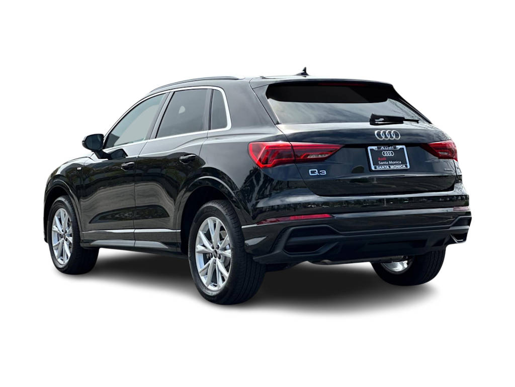 Thumbnail: 2025 Audi Q3 - 4