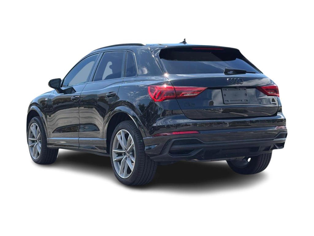 Thumbnail: 2024 Audi Q3 - 4