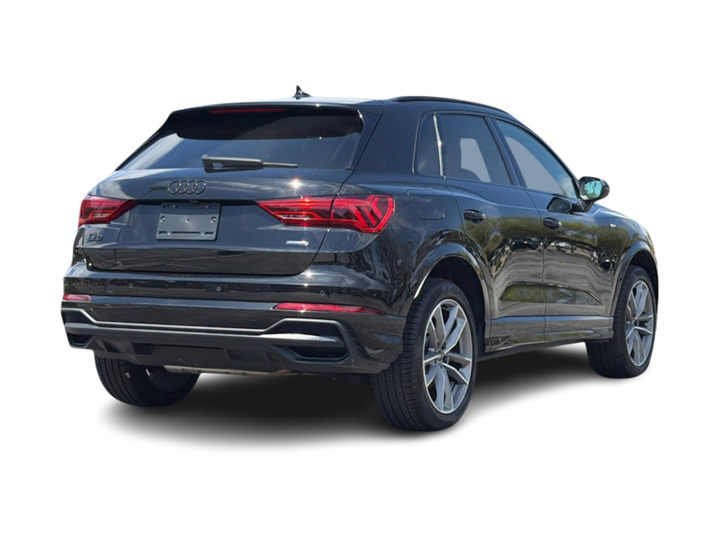 Thumbnail: 2024 Audi Q3 - 17