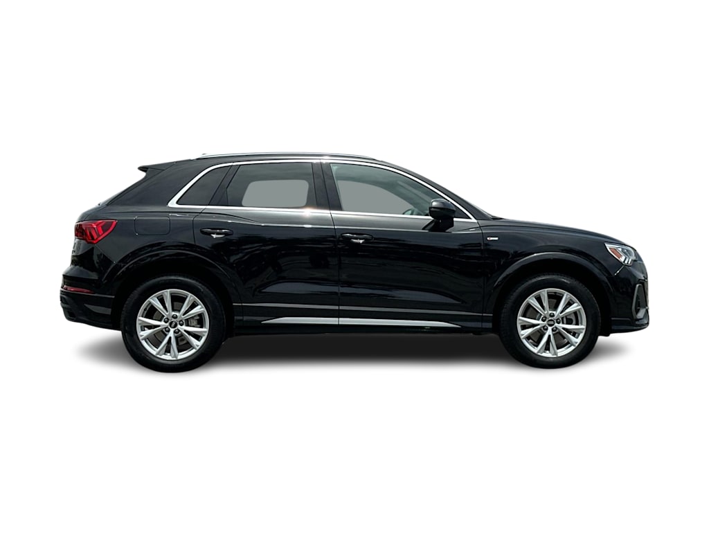 Thumbnail: 2023 Audi Q3 - 18