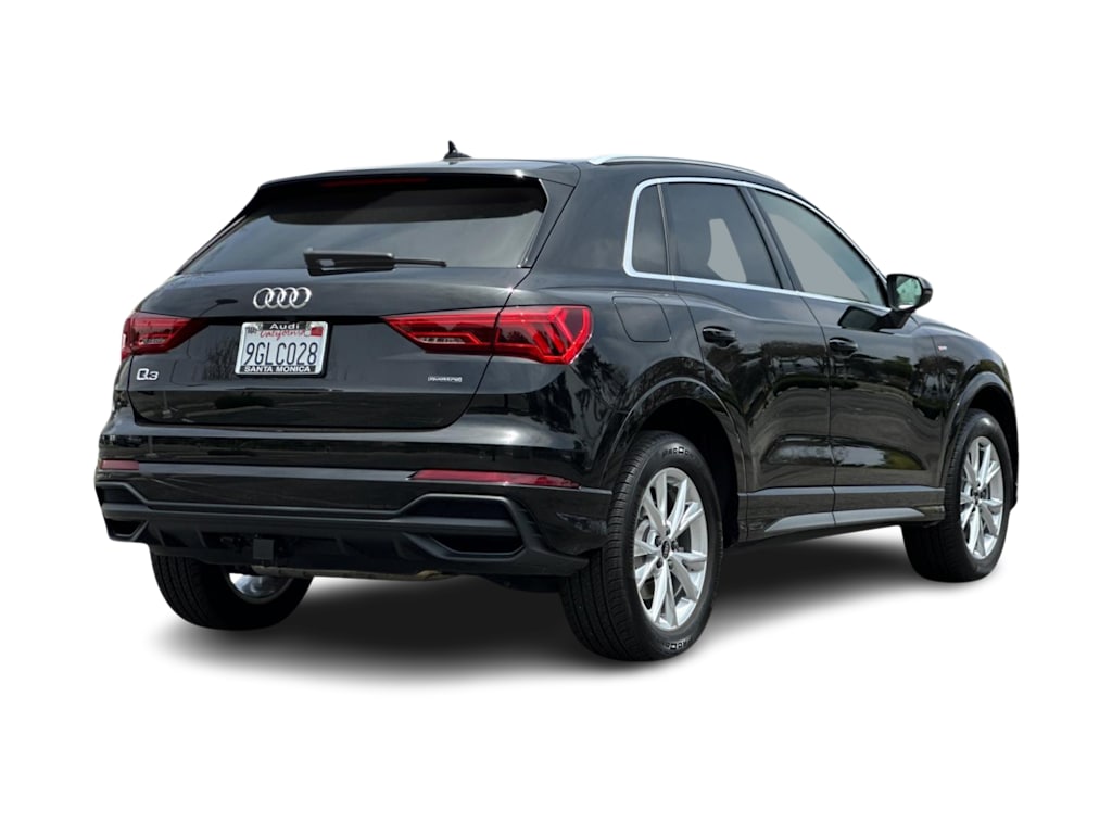 Thumbnail: 2023 Audi Q3 - 17