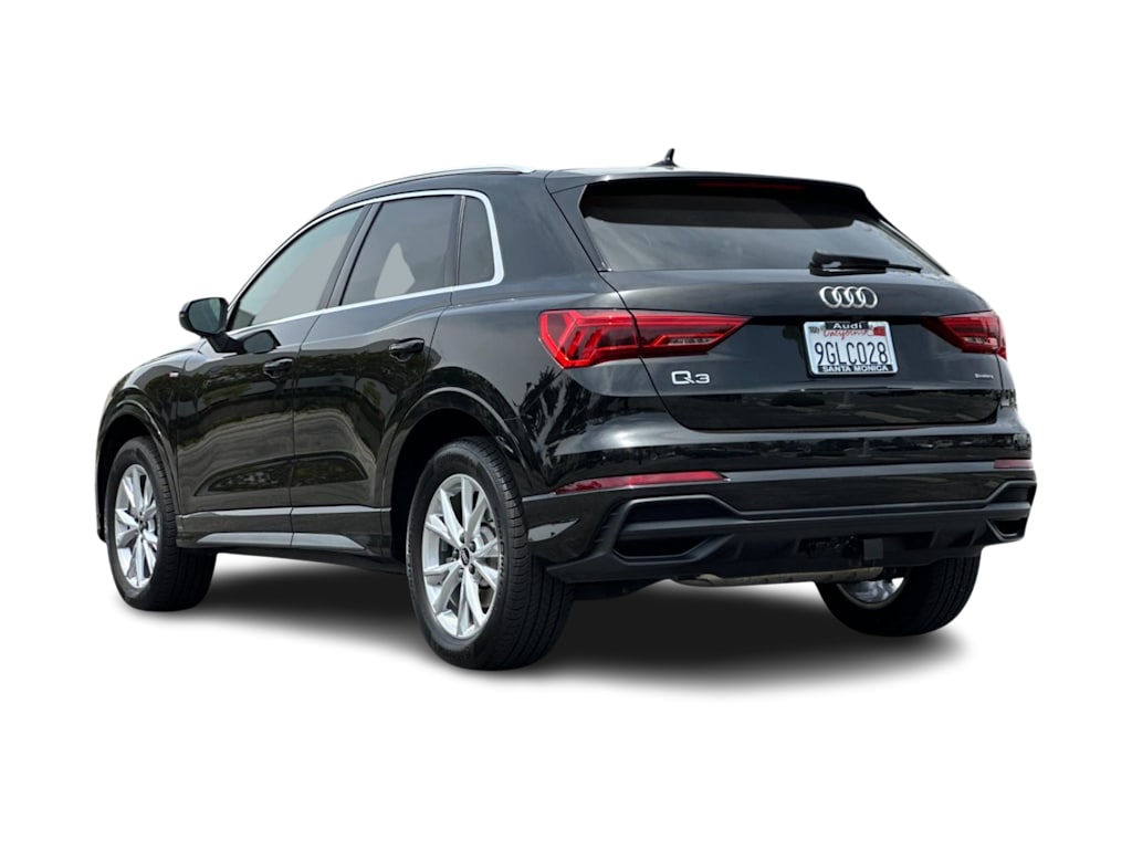 Thumbnail: 2023 Audi Q3 - 4