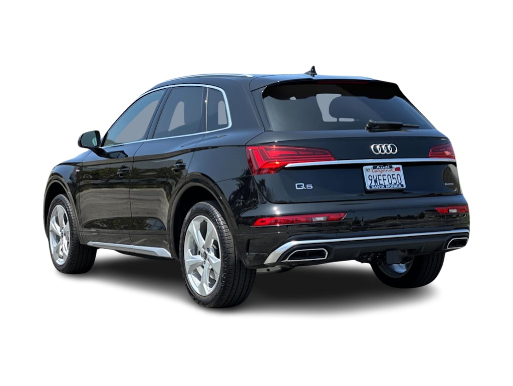 Thumbnail: 2025 Audi Q5 - 4