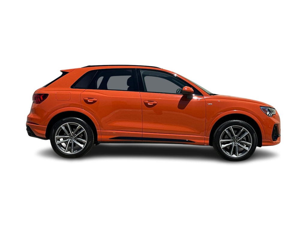 Thumbnail: 2023 Audi Q3 - 18