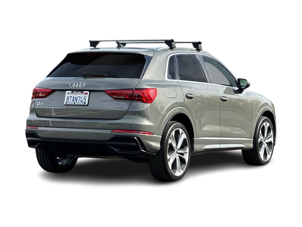 Thumbnail: 2020 Audi Q3 - 17