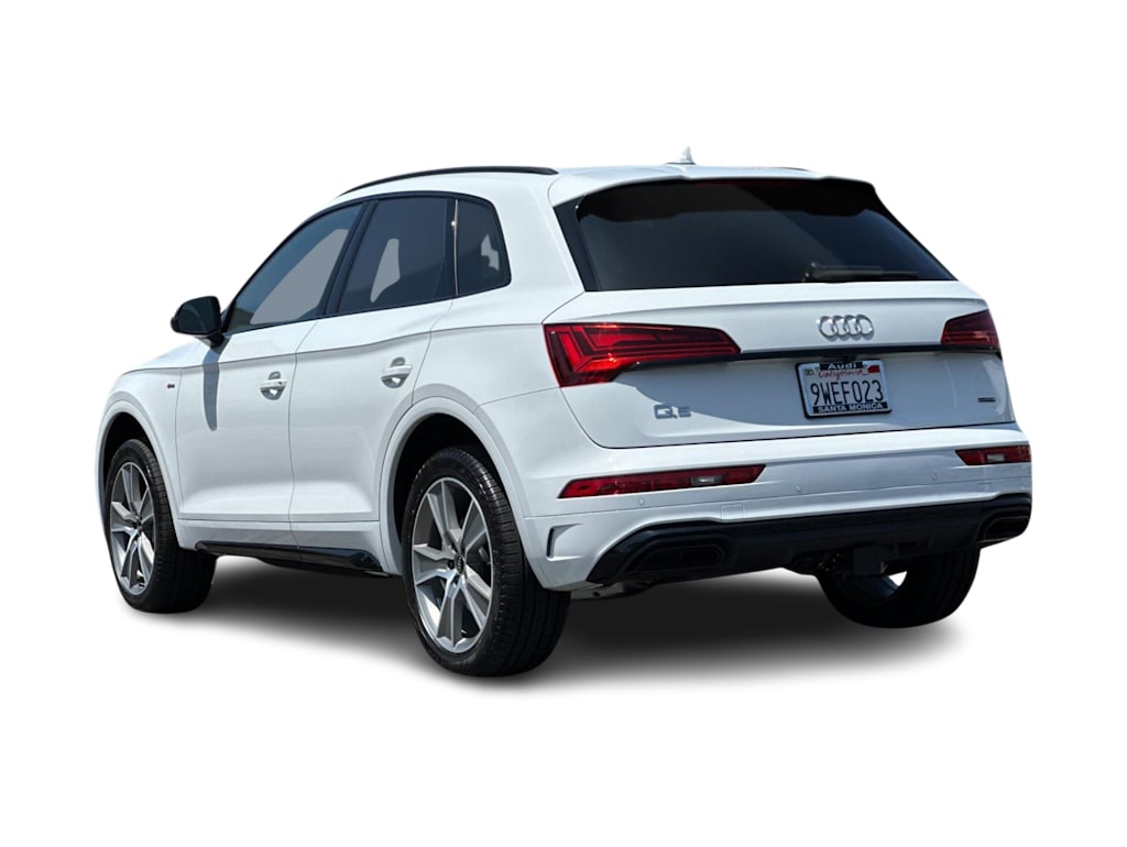 Thumbnail: 2025 Audi Q5 - 4