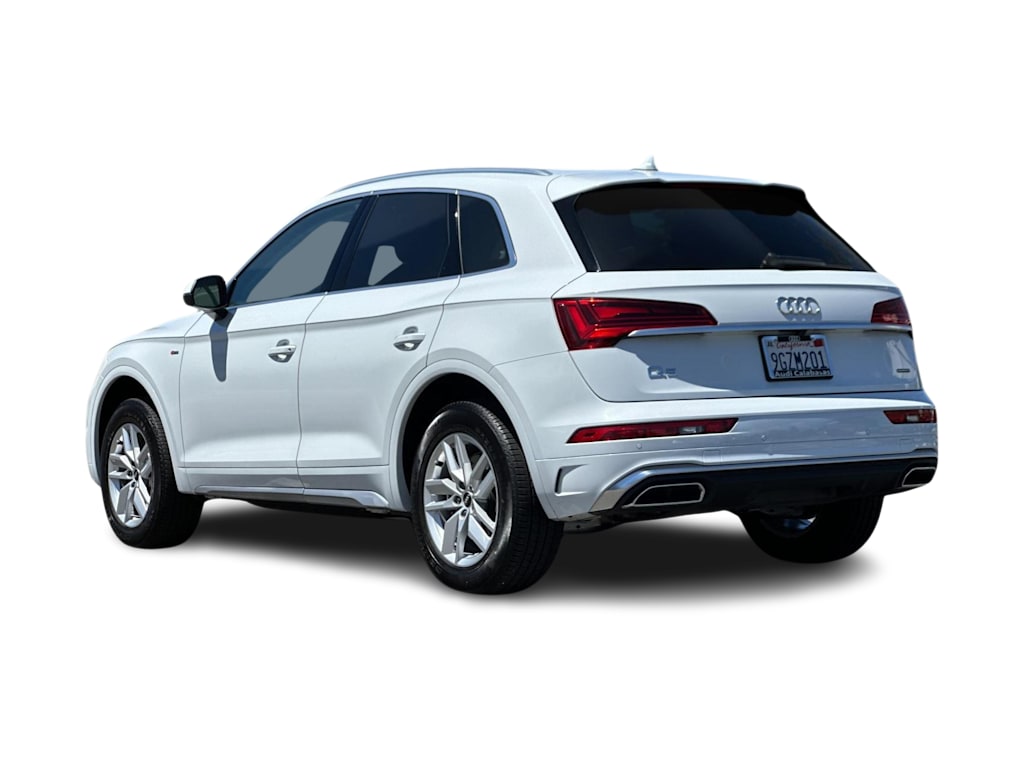 Thumbnail: 2023 Audi Q5 - 4