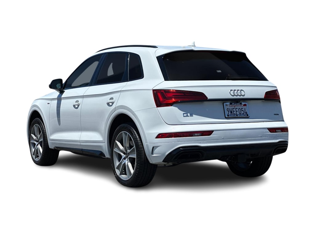 Thumbnail: 2025 Audi Q5 - 4