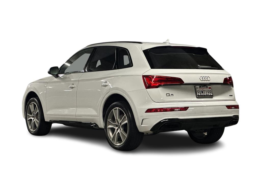 Thumbnail: 2025 Audi Q5 - 4