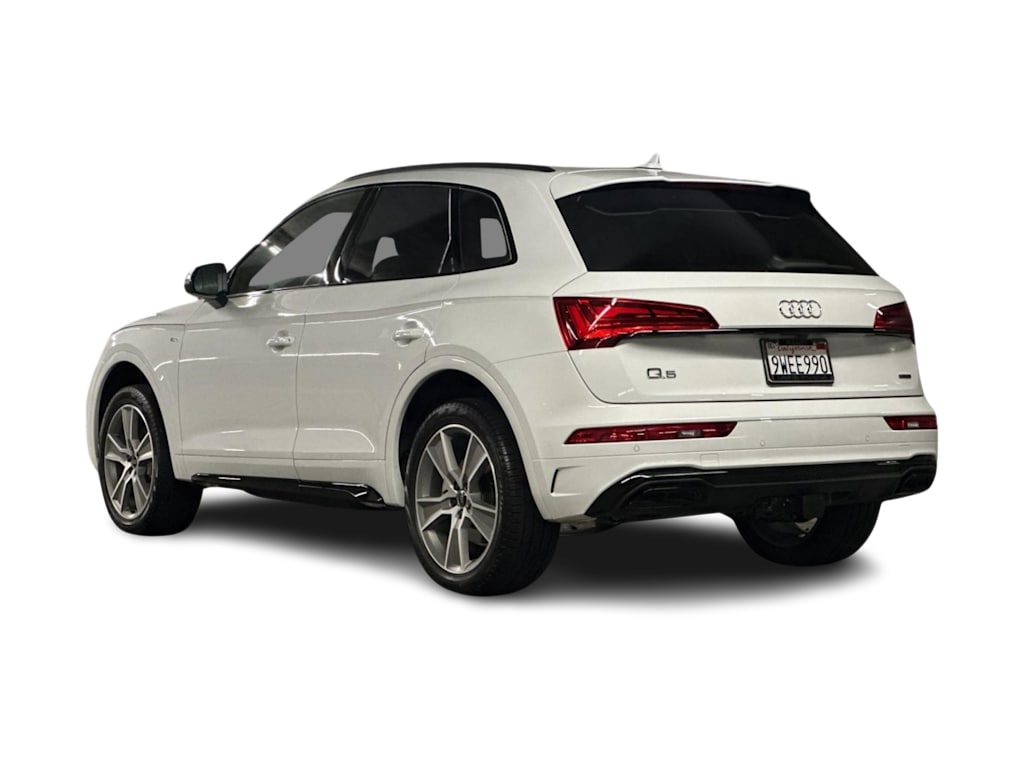 Thumbnail: 2025 Audi Q5 - 4