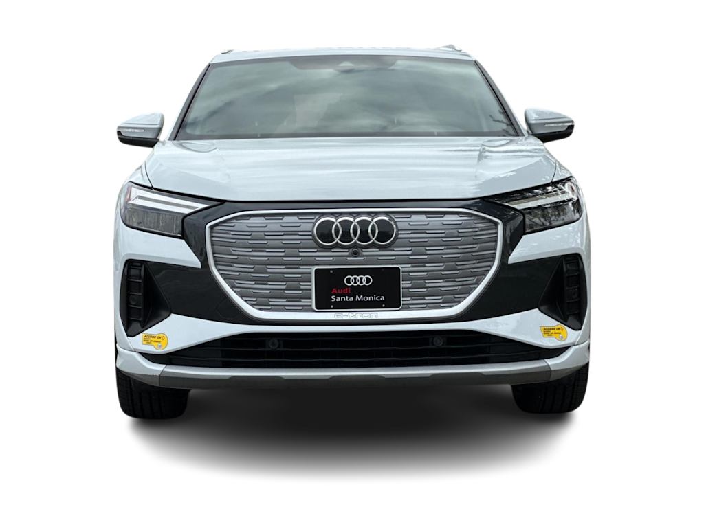 Thumbnail: 2022 Audi Q4 e-tron - 6