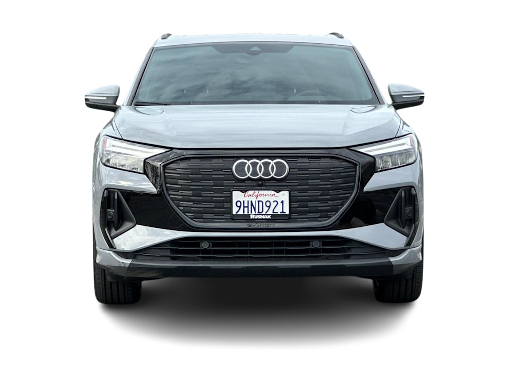 Thumbnail: 2023 Audi Q4 e-tron - 6